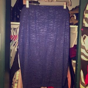 Uber-Flattering Stretchy Pencil Skirt